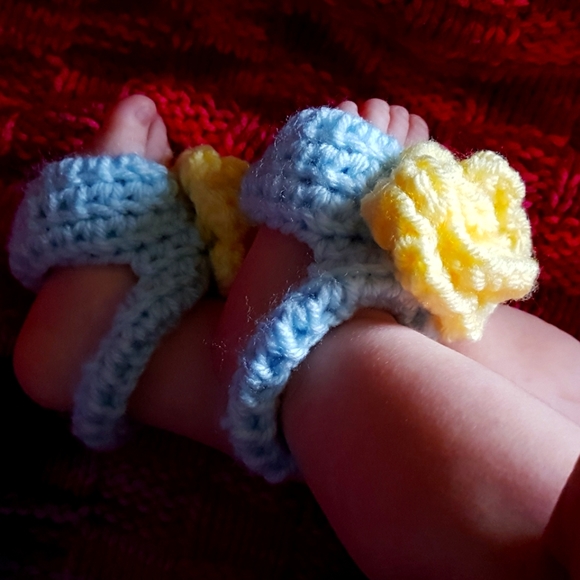 Other - 2 pc.Barefoot Sandals & Headband Set